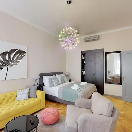 Garden Suites Residence By Tkc Πράγα Εξωτερικό φωτογραφία